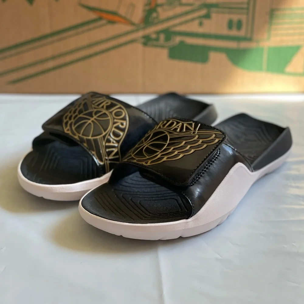 Jordan hydro 7 new in original box